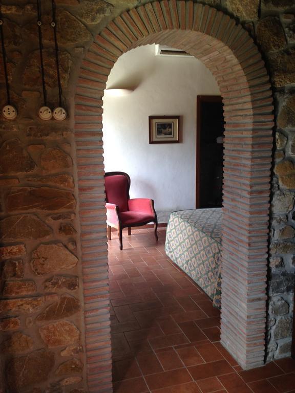 Bagno Santo Residence Saturnia Rum bild