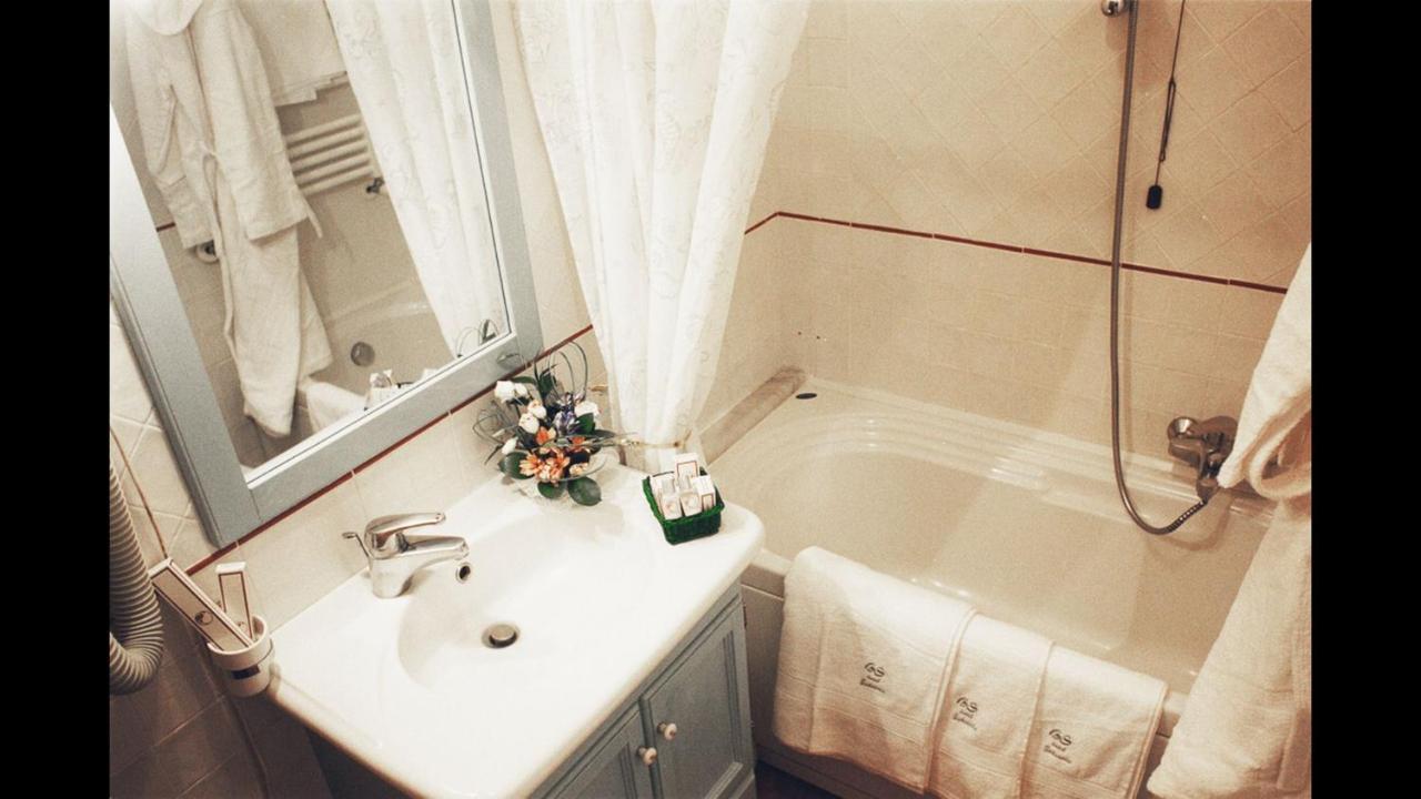 Bagno Santo Residence Saturnia Exteriör bild